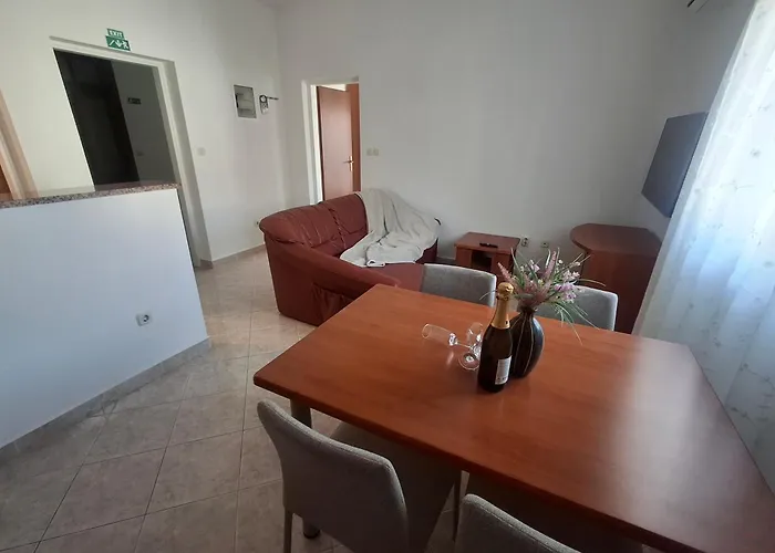 Arupinum Apartmán *