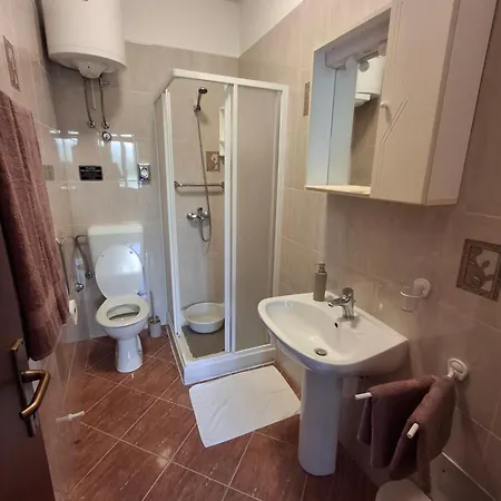 Arupinum Apartamento